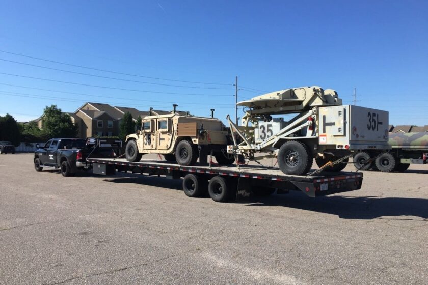 Hotshot Trailer Carrying Equipment